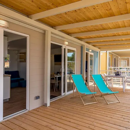 Mobile Homes Kamp alanı Omišalj