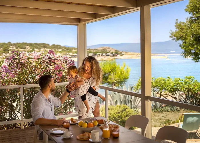 Kamp alanı Mobile Homes Omišalj