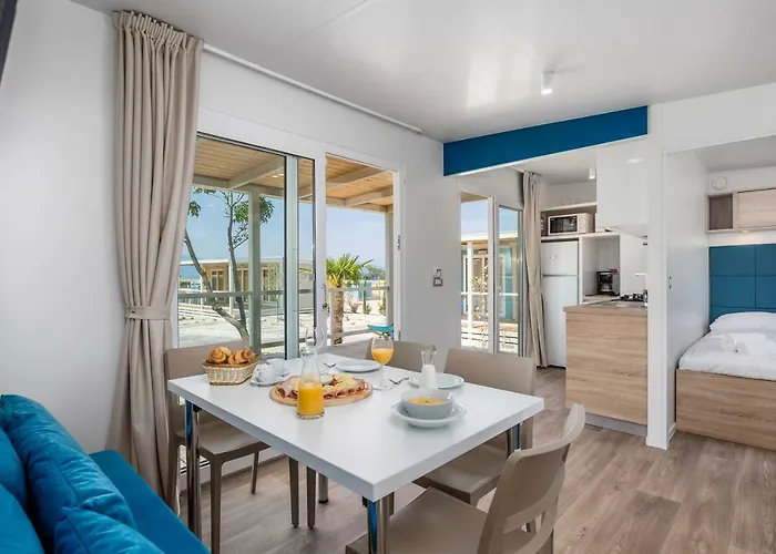 Camping Mobile Homes